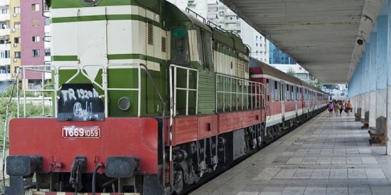 Haxhinasto: Projekti i hekurudhes Tirane-Rinas-Durres perfundon ne 2019